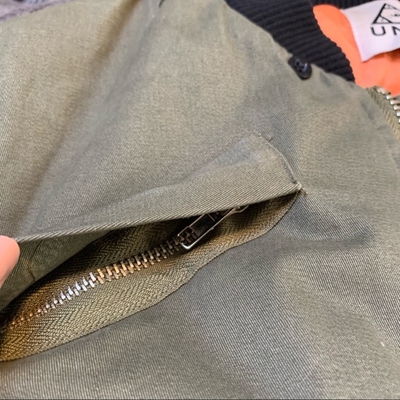 UNIF x Urban Outfitters Green / Black Bomber Jacket (Removable Faux Fur Hood) - Picture 4 of 6